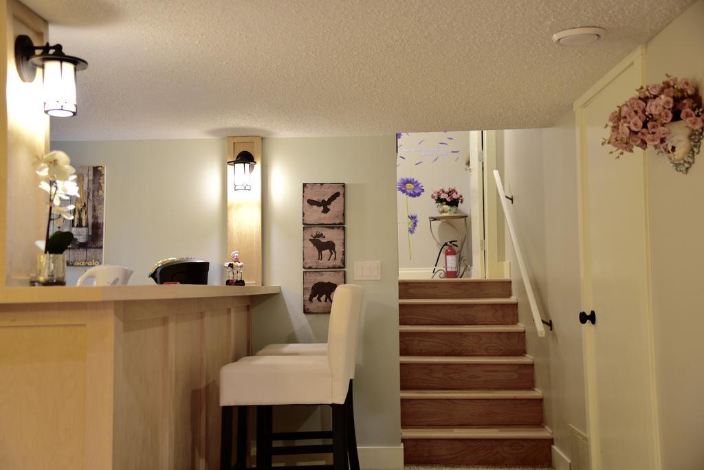 Calgary Cozy Home Buitenkant foto